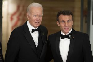 biden macron