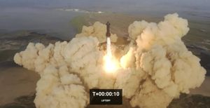 Razzo Starship di Space X esplode in volo, Musk