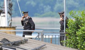 Barca ribaltata nel Lago Maggiore, nubifragio 28 maggio, 22 agenti segreti a bordo