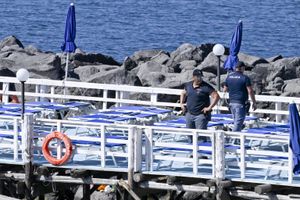 Napoli, bagnino accoltellato da 16enne nel lido di Marechiaro