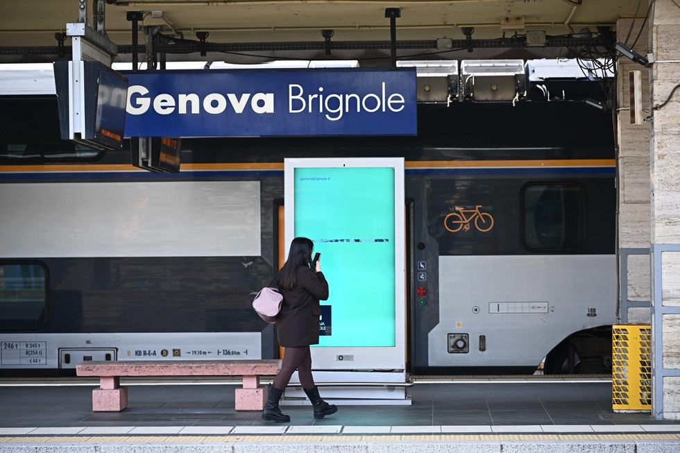 Ennesima aggressione ai danni di un capotreno. L’episodio è avvenuto a Genova