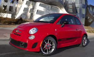 Che logo preferite per la Fiat 500 americana? 