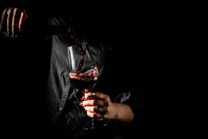 ​degustazione di vino rosso