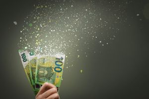 ​Euro banconote, evasione fiscale, 