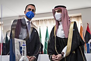 Luigi di Maio Faisal bin Farhan Al Saud 