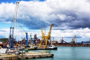 ​il porto di Piombino