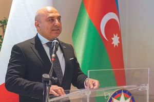 ​L’ambasciatore dell’Azerbaigian Rashad Aslanov