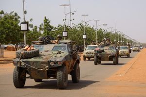 ​Truppe francesi si ritirano dal Niger