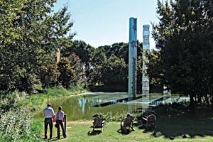 Parco Horti Pavia Triade Arnaldo Pomodoro