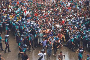 ​Proteste, giovani, Bangladesh