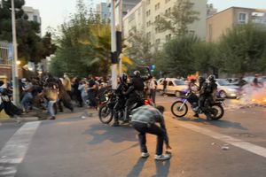 Proteste Teheran morte Mahsa Amini