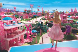 Una scena del film Barbie