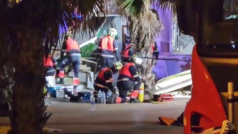 Crolla la terrazza di un ristorante a Maiorca, 4 morti e 16 feriti | video