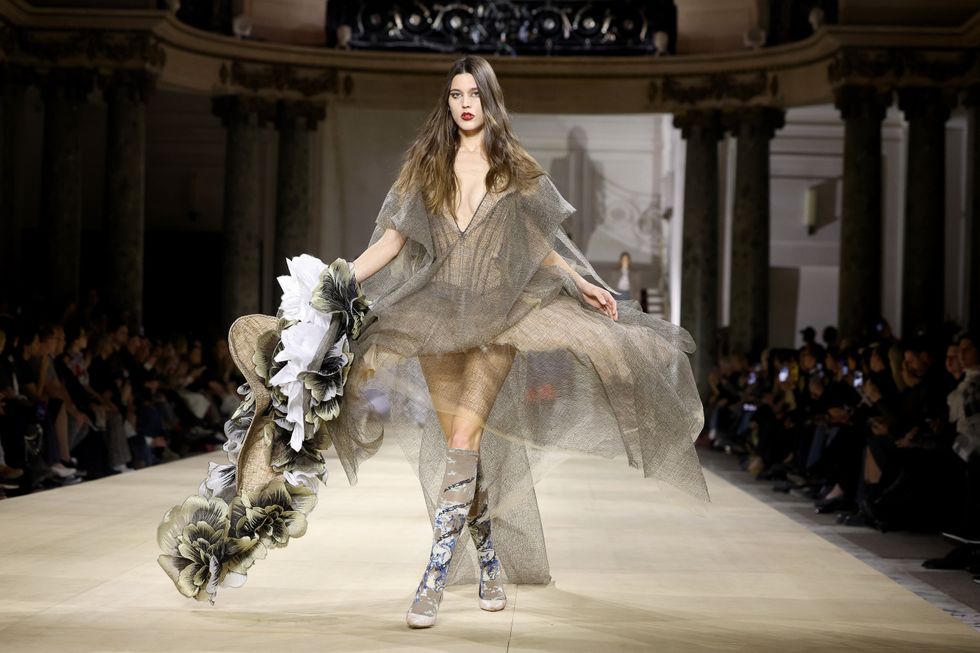 paris-fashion-week.jpg?id=56696387&width=980